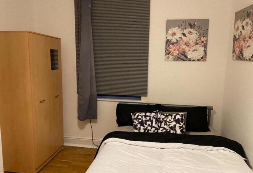 膳宿费 Short Term Let Room In De1