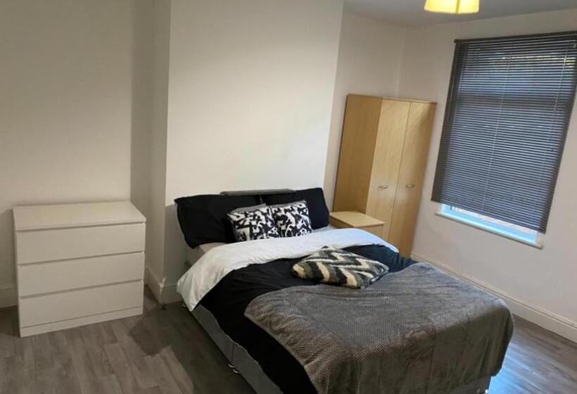 膳宿费 Short Term Let Room In De1