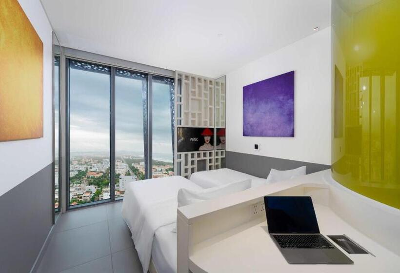 Wink Hotel Can Tho   24hrs Stay & Rooftop Pool Bar