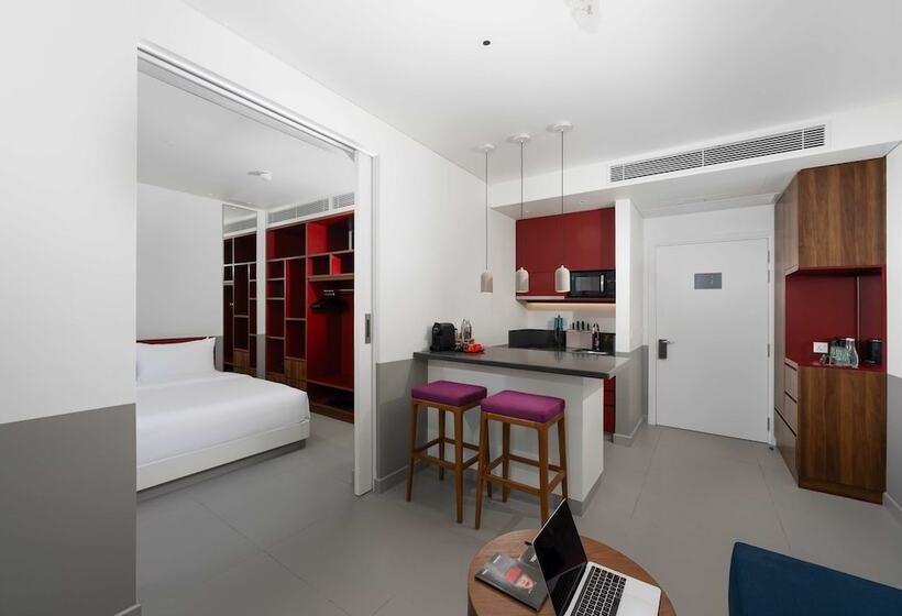 Wink Hotel Can Tho   24hrs Stay & Rooftop Pool Bar