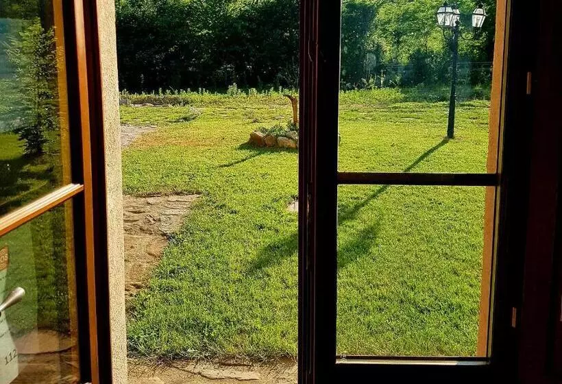 ホテル La Peschiera Sul Vara B&b