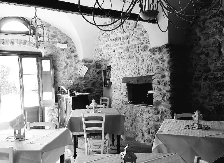 ホテル La Peschiera Sul Vara B&b