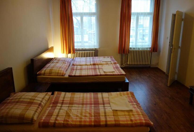 Majatalo Penzion   U Staré Pekárny