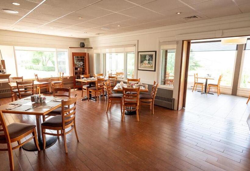 ユースホステル Auberge Le Parasol