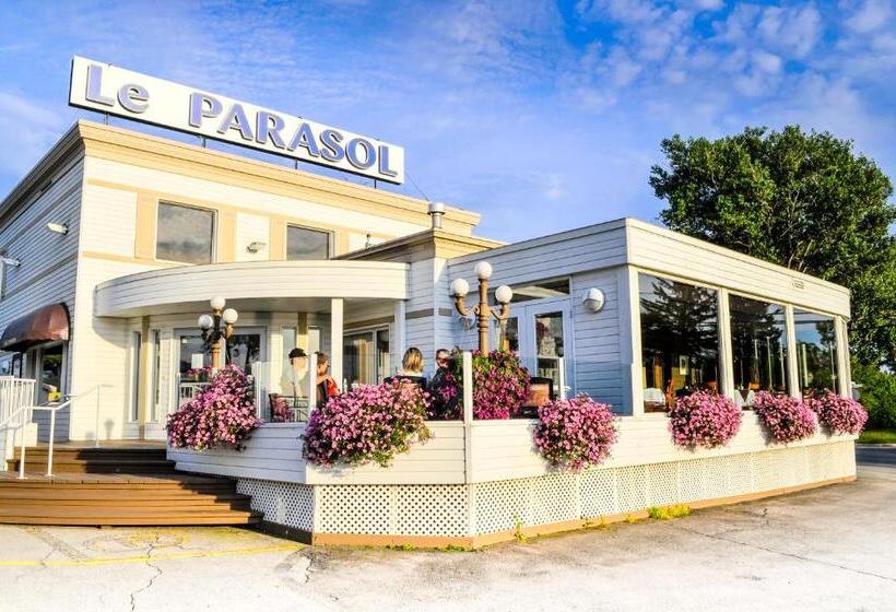 ユースホステル Auberge Le Parasol