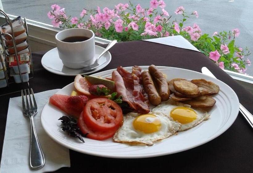 ユースホステル Auberge Le Parasol