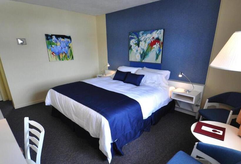 ユースホステル Auberge Le Parasol