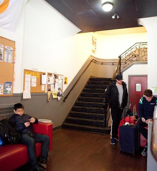 호스텔 Hi Vancouver Central