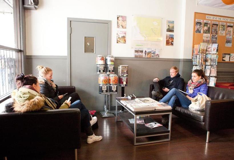 호스텔 Hi Vancouver Central