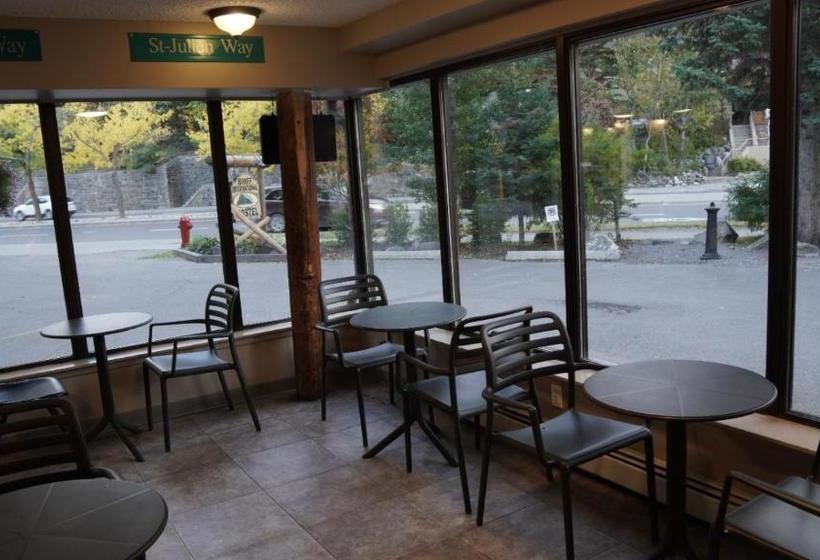 Banff International Hostel