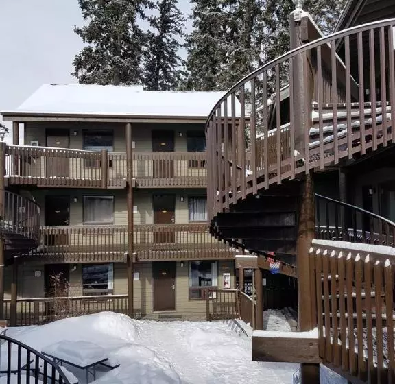 Banff International Hostel