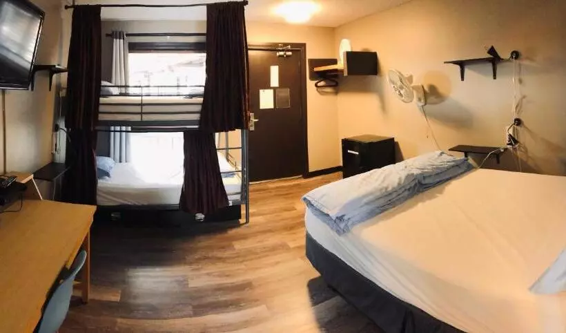 Banff International Hostel