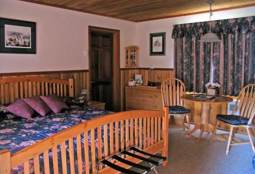 Blue Grouse Country Inn B&b
