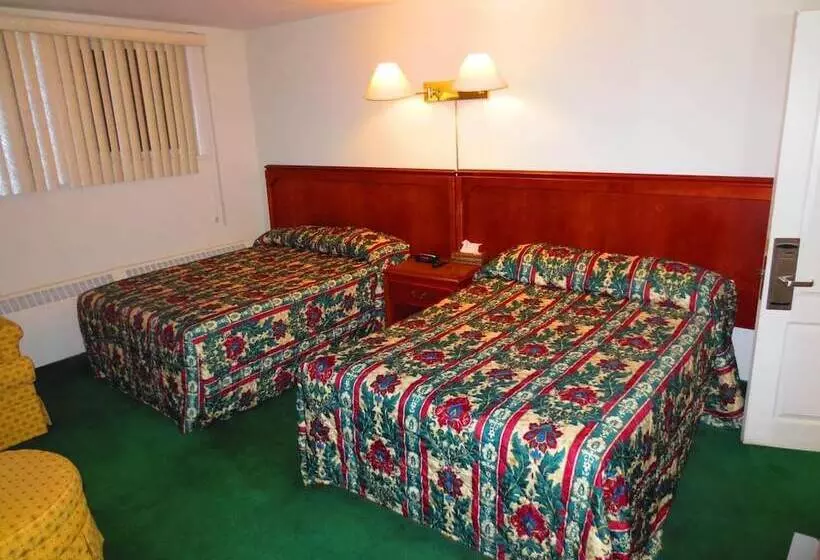 Canadiana Motel