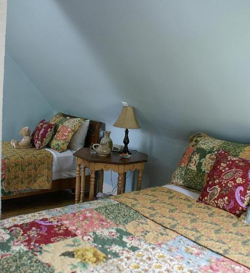 Fisherman's Daughter B&b