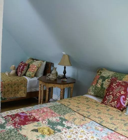 Fisherman's Daughter B&b