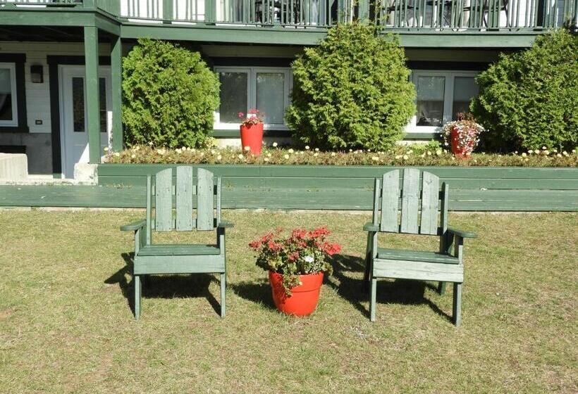 בית מלון כפרי Hôtel Sous La Croix 152725