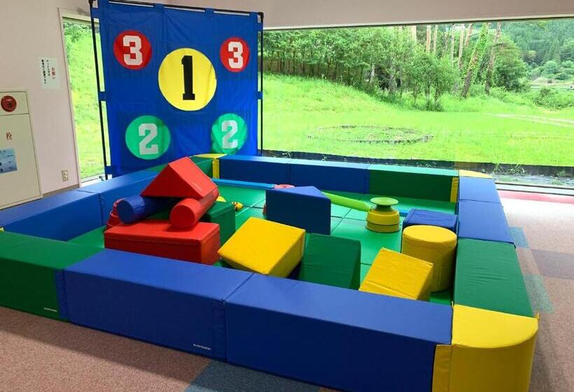 בית מלון כפרי Miki