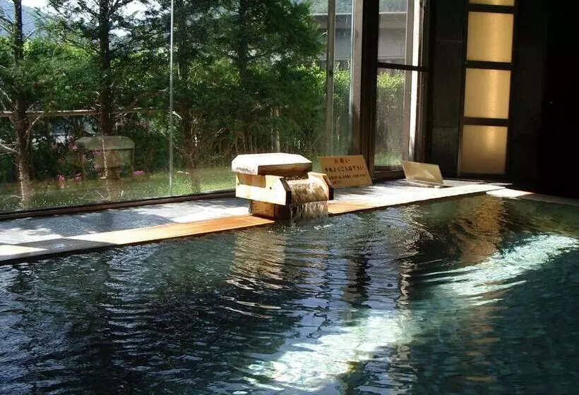 Hotel Miki