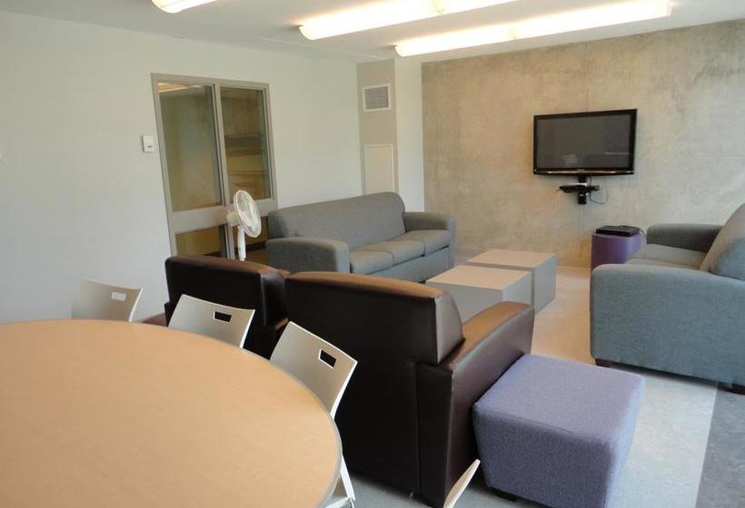 Lakehead University Residence And Conference Centre