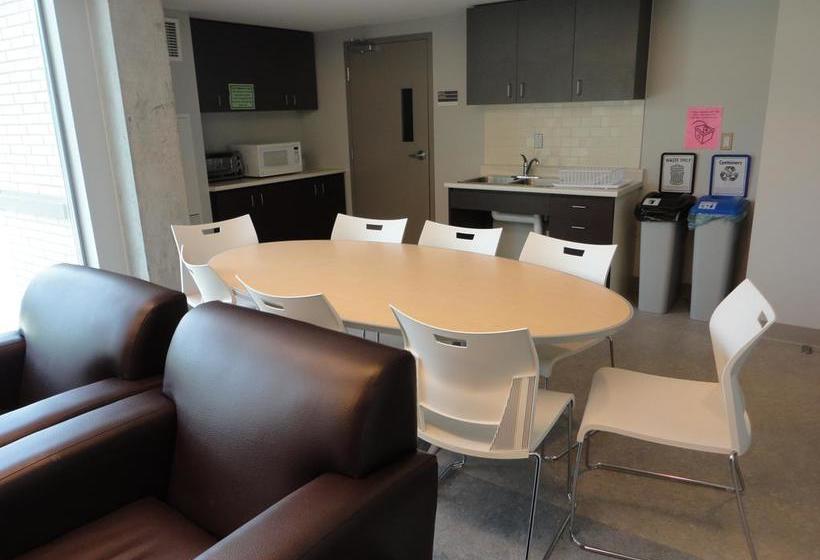 Lakehead University Residence And Conference Centre