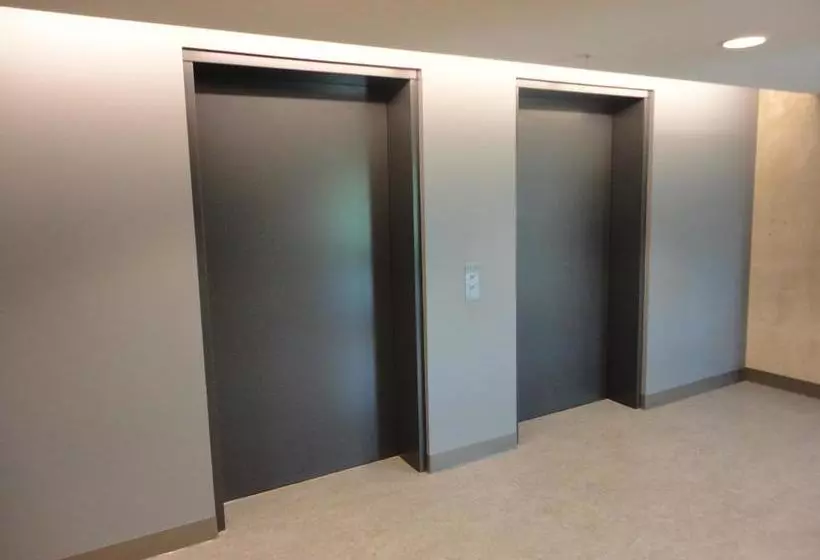 Lakehead University Residence And Conference Centre