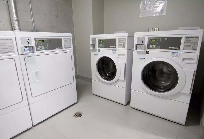 Lakehead University Residence And Conference Centre