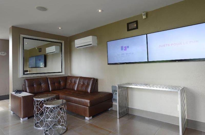 Le Fabreville Motel & Suites