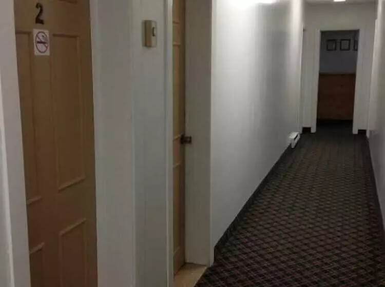 Milestone Motel
