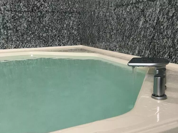 Nakasumi Ryokan
