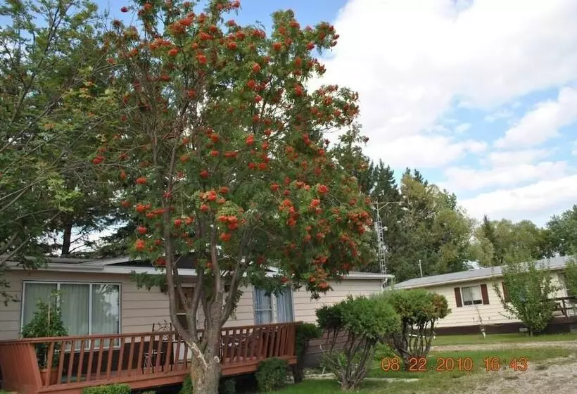 Neepawa Motel