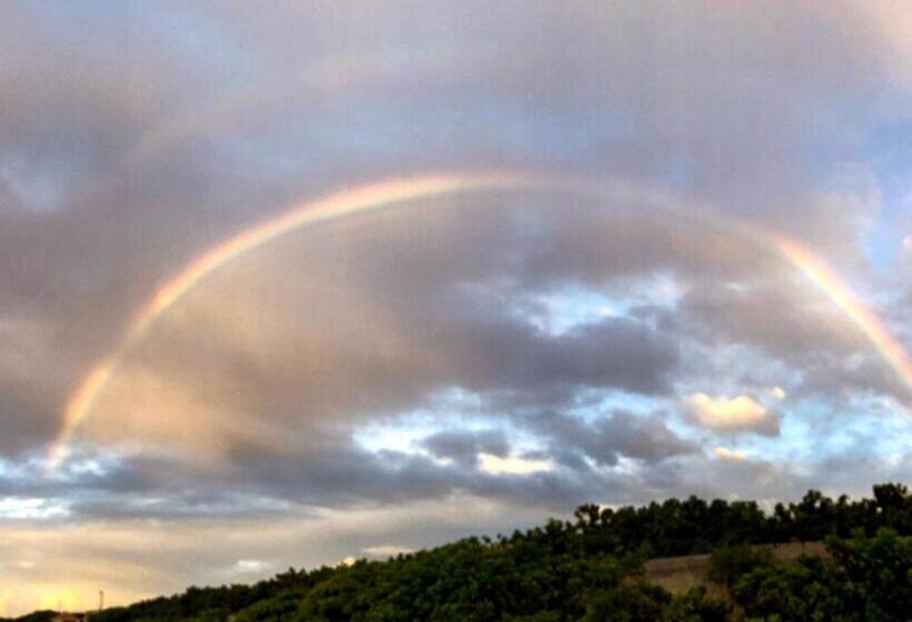旅館 Minshuku Irayoi