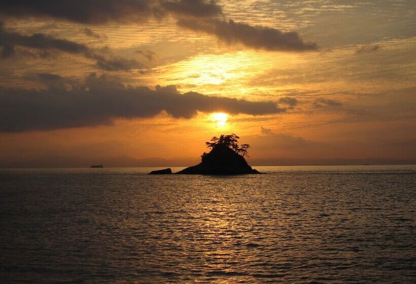 ריוקאן Shinojima Royal Hotel Kasuiso