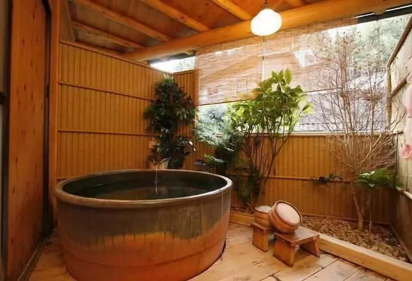 Ryokan Tsuruya Intaku
