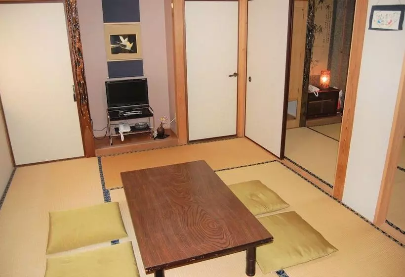 Ryokan Tsuruya Intaku
