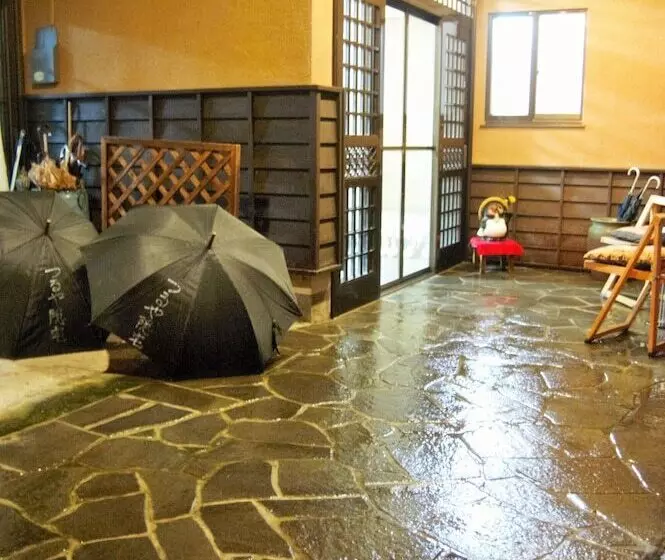 Ryokan Tsuruya Intaku