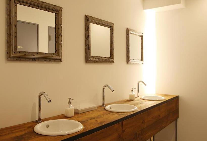 The Lower East Nine Hostel