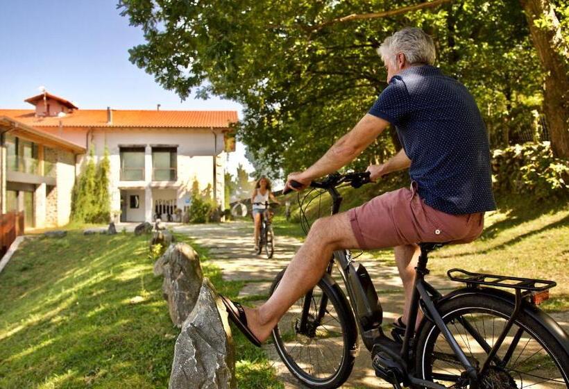 Arantza Hotela  Adults Only