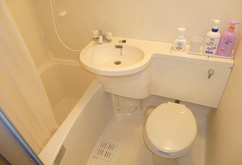 تختخواب و صبحانه St Village