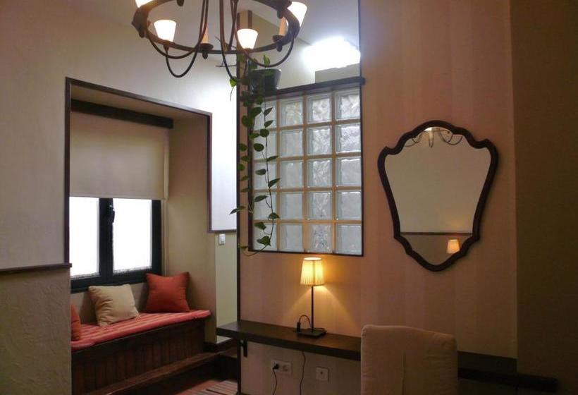 مبيت وإفطار La Casona De Nazaret