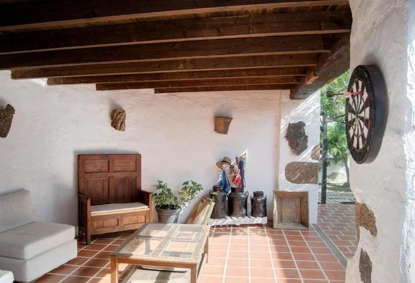 مبيت وإفطار La Casona De Nazaret