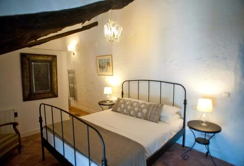 Hotelli Almohalla 51