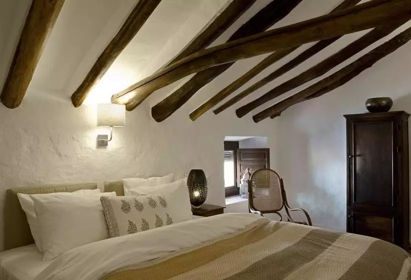 Hotelli Almohalla 51