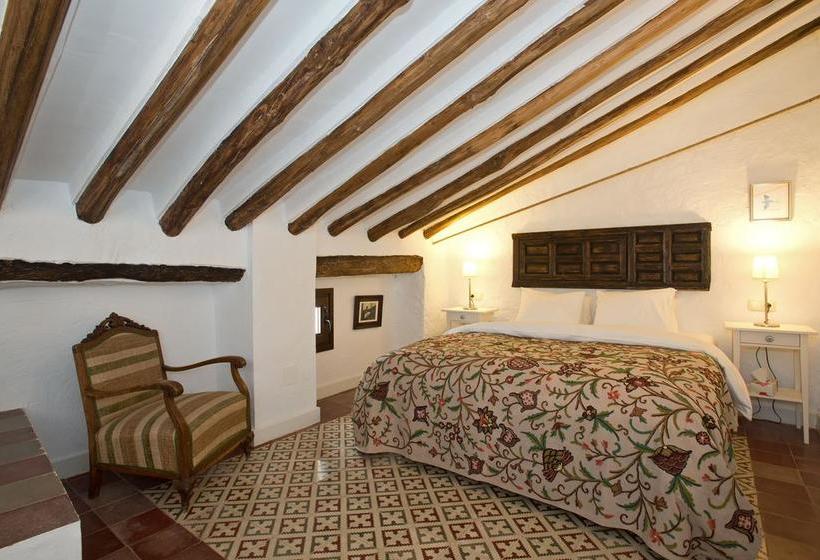 Отель Almohalla 51