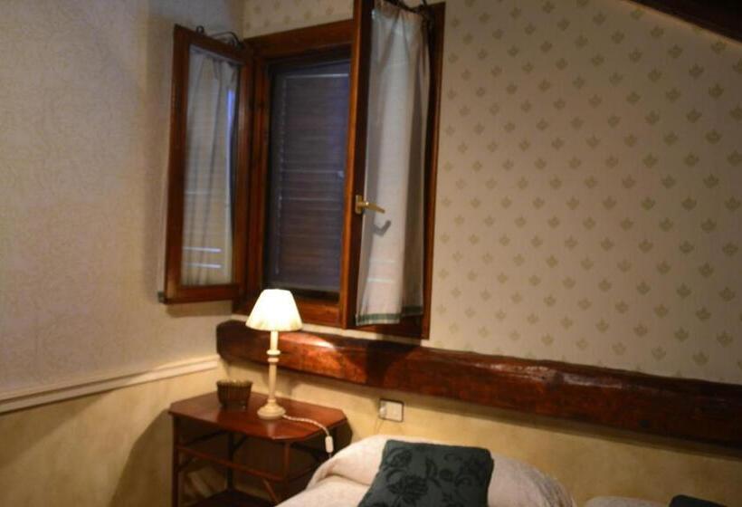 בית מלון כפרי Casa Frauca