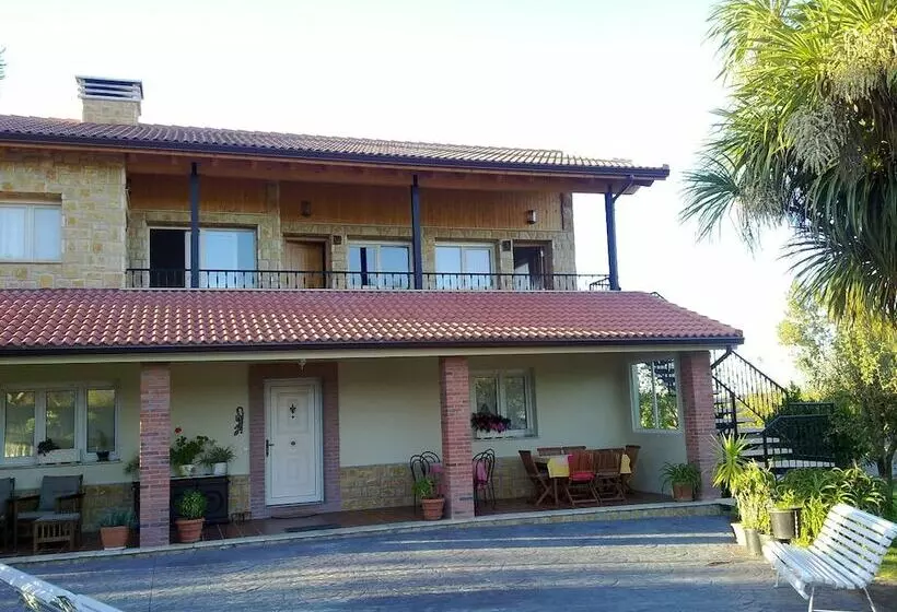 Hotelli Casa Los Abetos