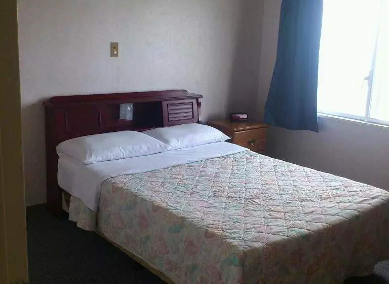 ホテル Eagle Lodge