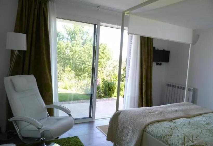 Hotel Garazar