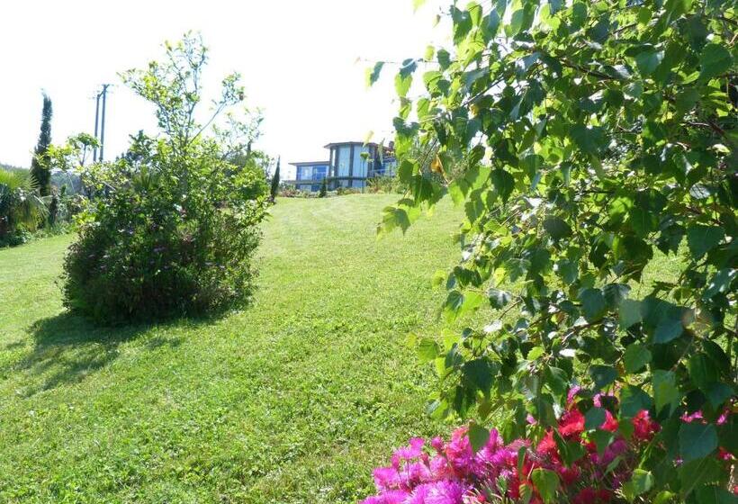 בית מלון כפרי Garazar