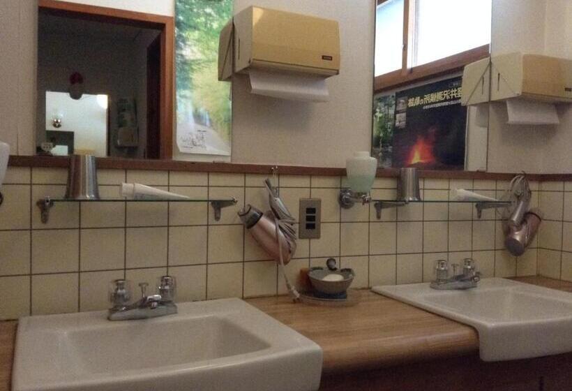 בית מלון כפרי Grass Hopper